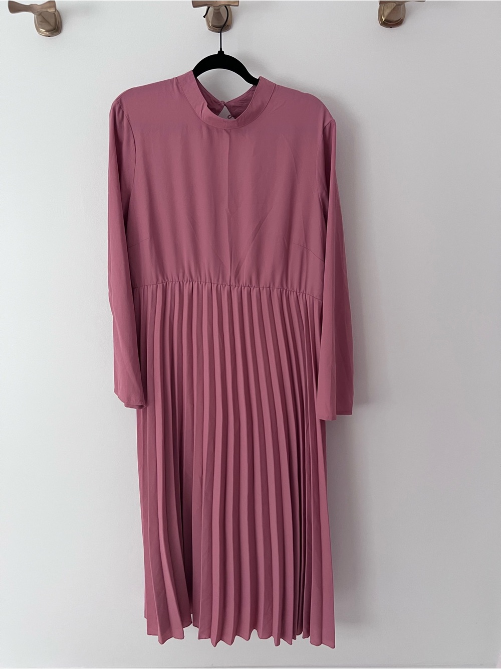 Maternity- Pleated Long-Sleeve Midi Dress in Mauve
